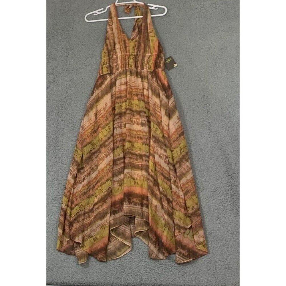 Taylor Women's Size 8 Halter V Neck Sleeveless Smocked Waist Handkerchief Hem Dr